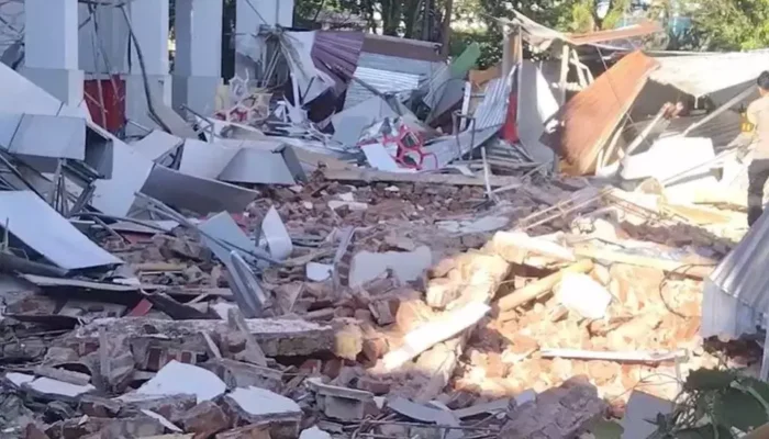 Gempa M 7,6 Guncang Manado, Satu Warga Tewas Tertimpa Reruntuhan GOR