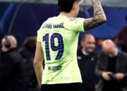 Bastoni Jadi Rebutan, Barcelona Terdepan dalam Perburuan